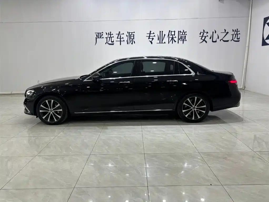 Mercedes-Benz E-Class PHEV 2022 E 350 e L Plug-in Hybrid Sedan — миниатюра 13