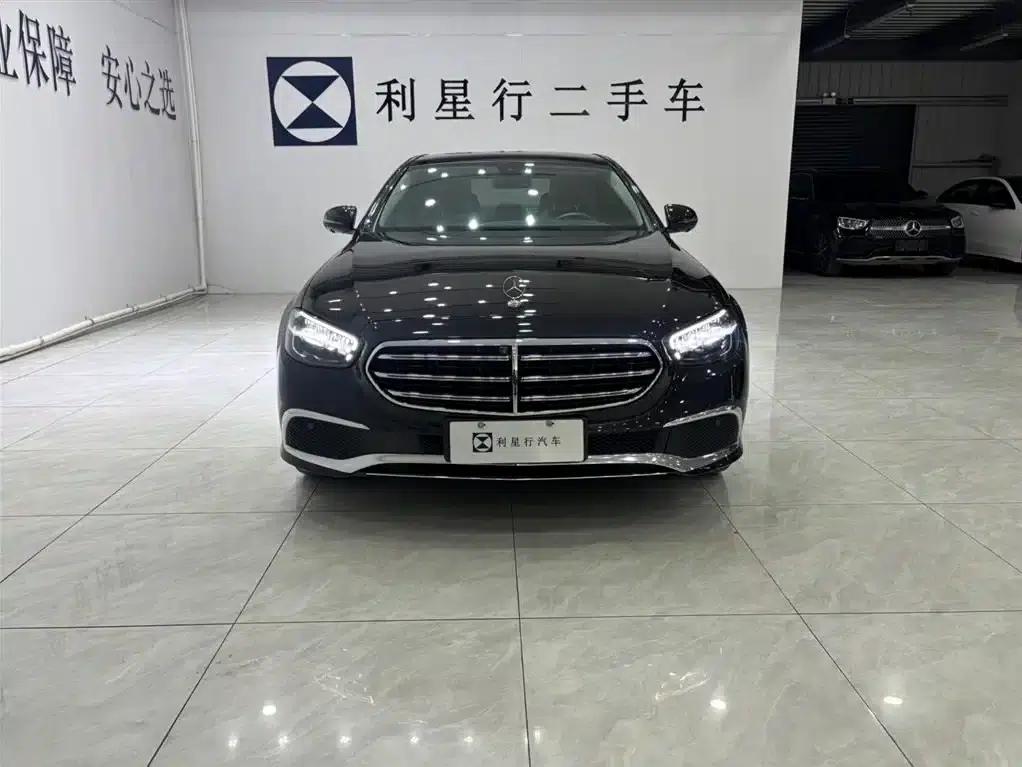 Mercedes-Benz E-Class PHEV 2022 E 350 e L Plug-in Hybrid Sedan — миниатюра 16