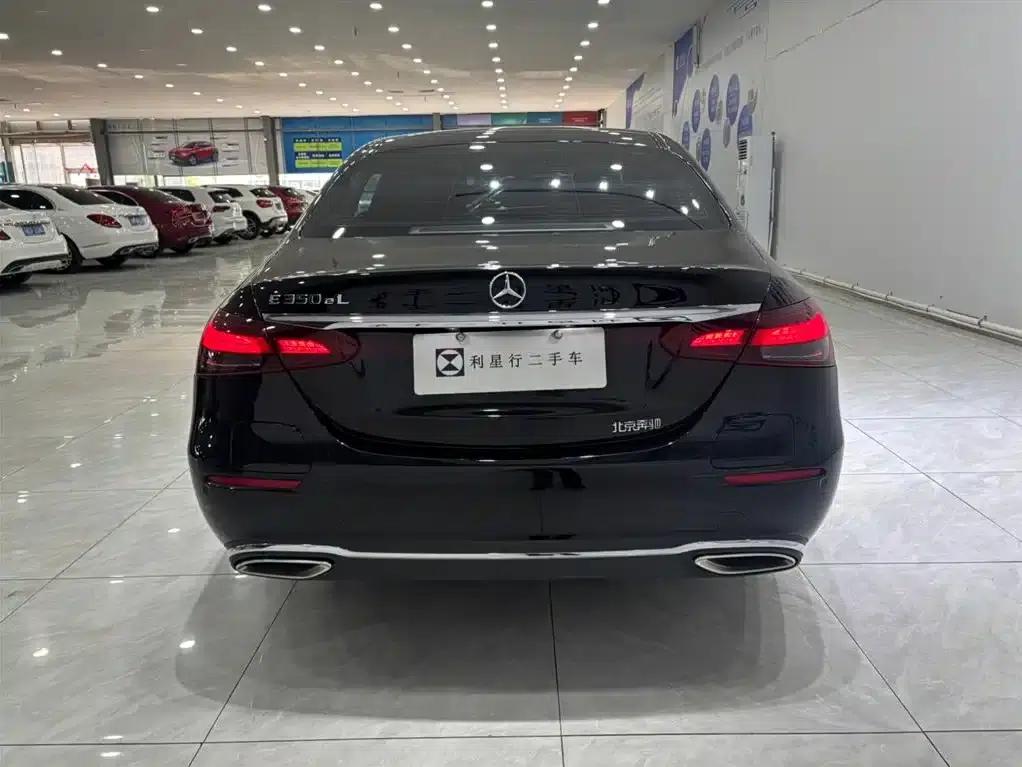Mercedes-Benz E-Class PHEV 2022 E 350 e L Plug-in Hybrid Sedan — миниатюра 5
