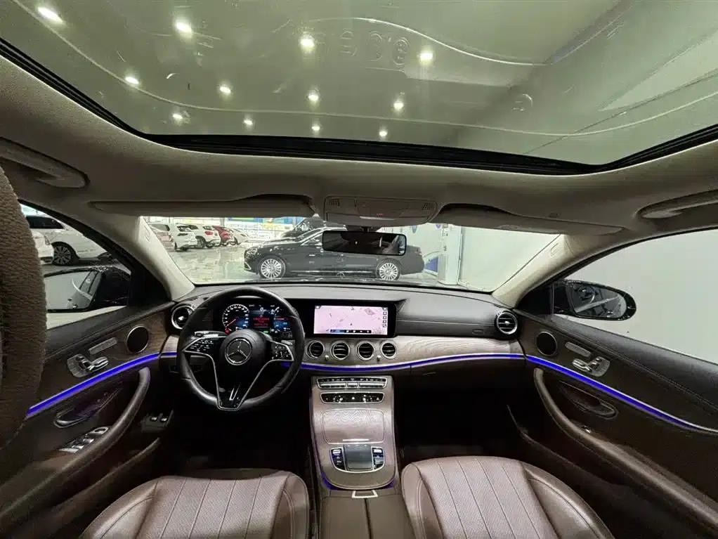 Mercedes-Benz E-Class PHEV 2022 E 350 e L Plug-in Hybrid Sedan — миниатюра 6