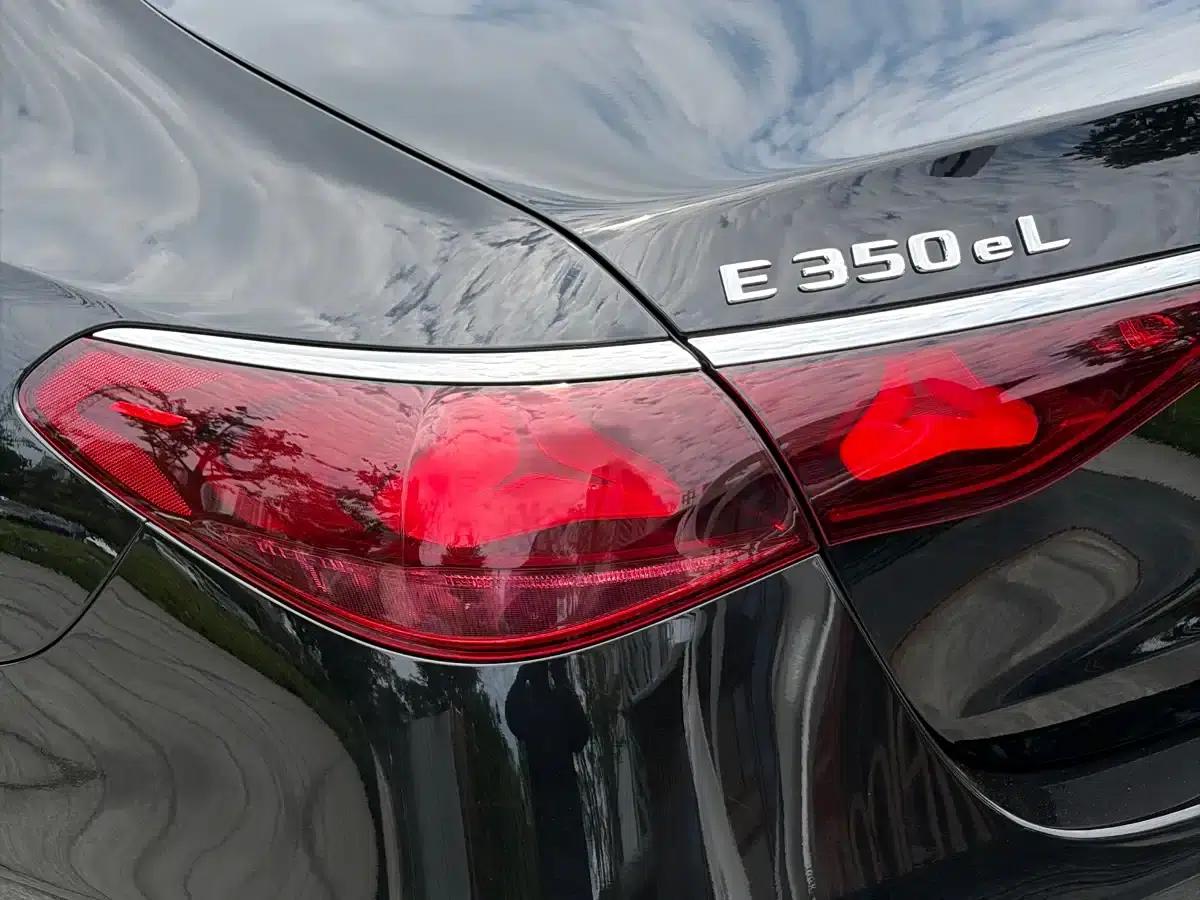 Mercedes-Benz E-Class PHEV 2024 E 350 e L Plug-in Hybrid Sedan — миниатюра 12