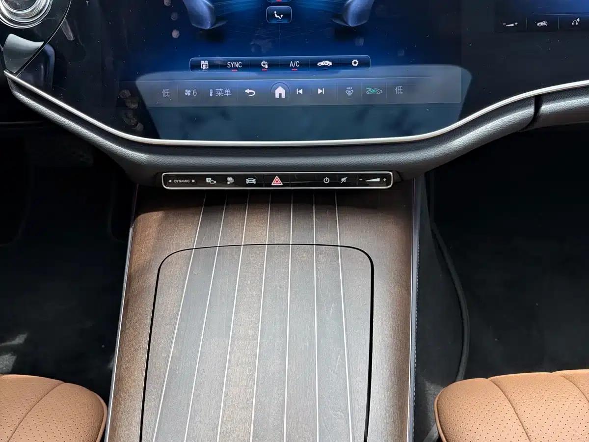 Mercedes-Benz E-Class PHEV 2024 E 350 e L Plug-in Hybrid Sedan — миниатюра 15