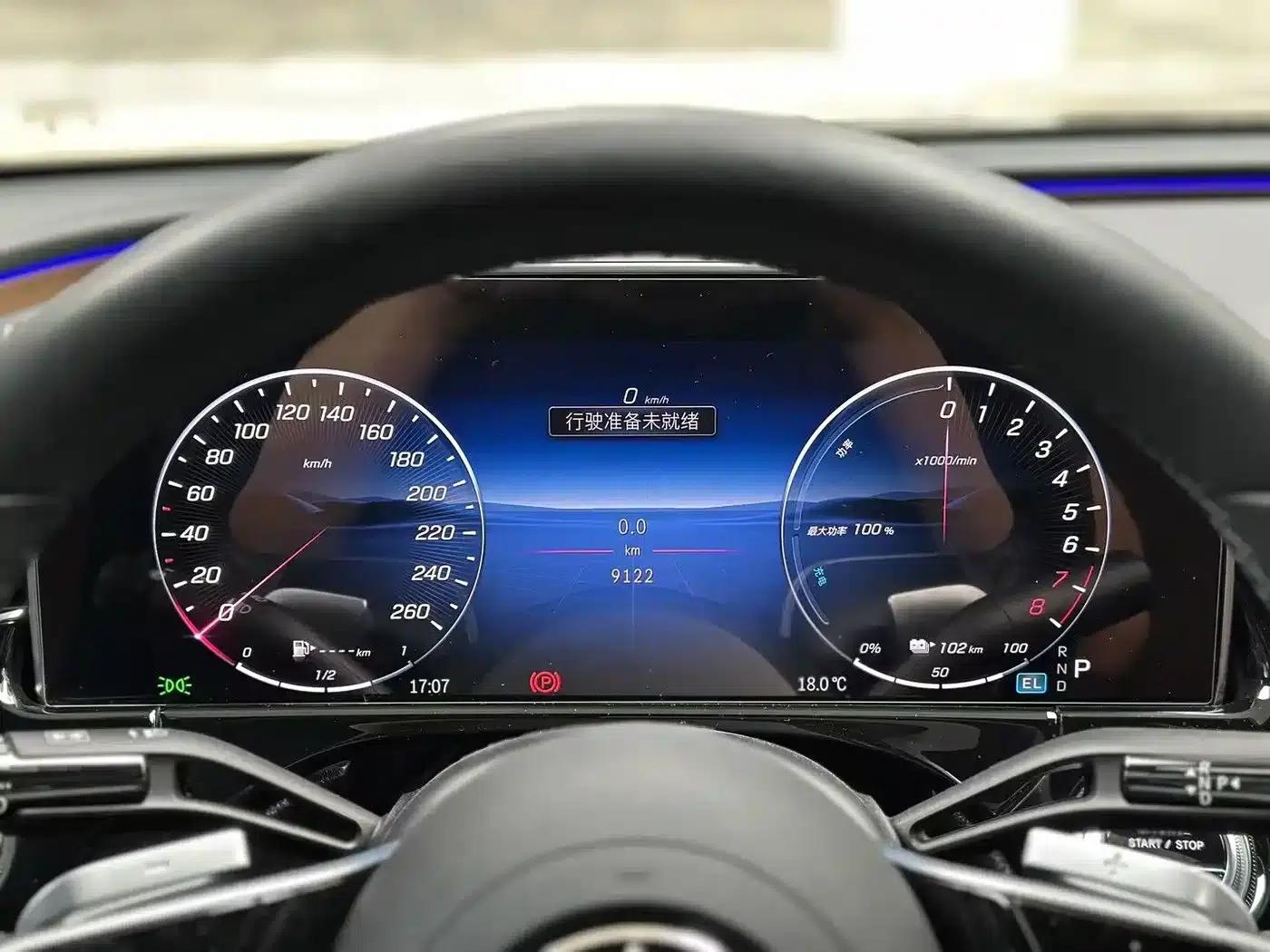 Mercedes-Benz E-Class PHEV 2024 E 350 e L Plug-in Hybrid Sedan — миниатюра 13