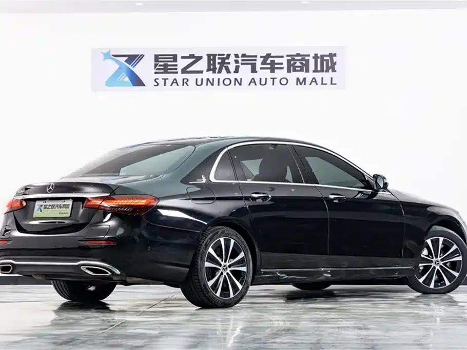 Mercedes-Benz E-Class PHEV 2022 Facelift E 350 e L Plug-in Hybrid Sedan — миниатюра 6