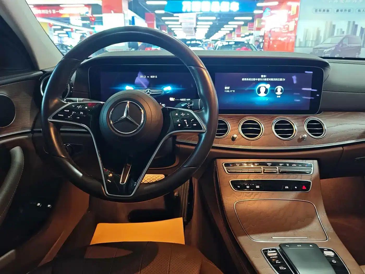 Mercedes-Benz E-Class PHEV 2022 Facelift E 350 e L Plug-in Hybrid Sedan — миниатюра 13