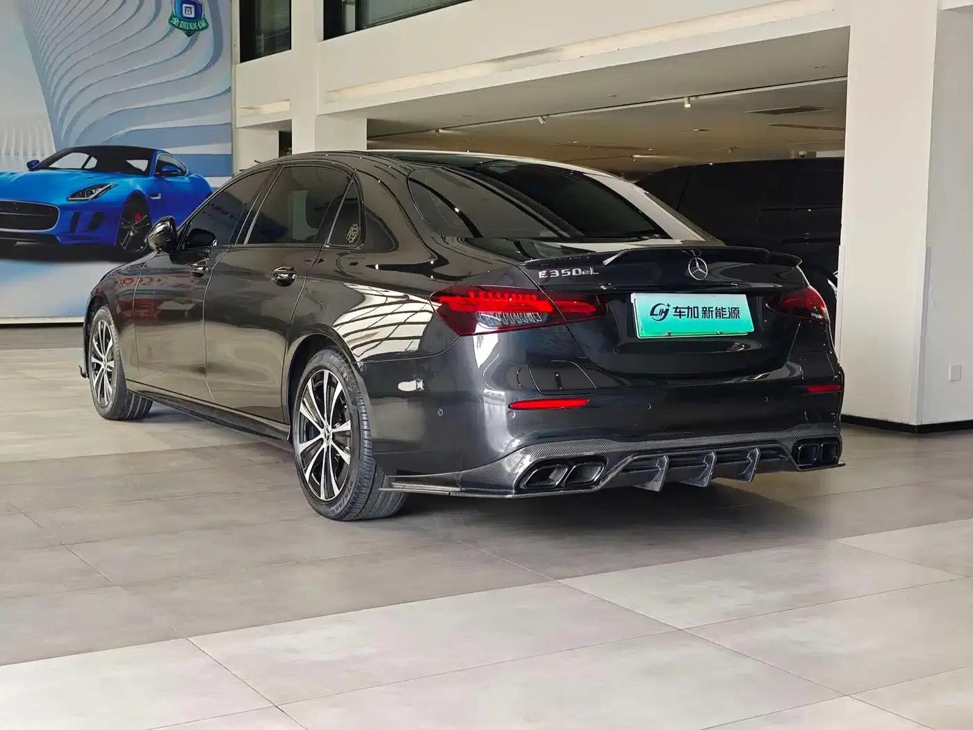Mercedes-Benz E-Class PHEV 2022 Facelift E 350 e L Plug-in Hybrid Sports Sedan — миниатюра 9