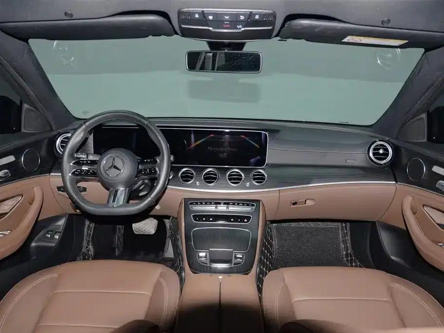 Mercedes-Benz E-Class PHEV 2023 E 350 e L Plug-in Hybrid Sports Sedan — миниатюра 12