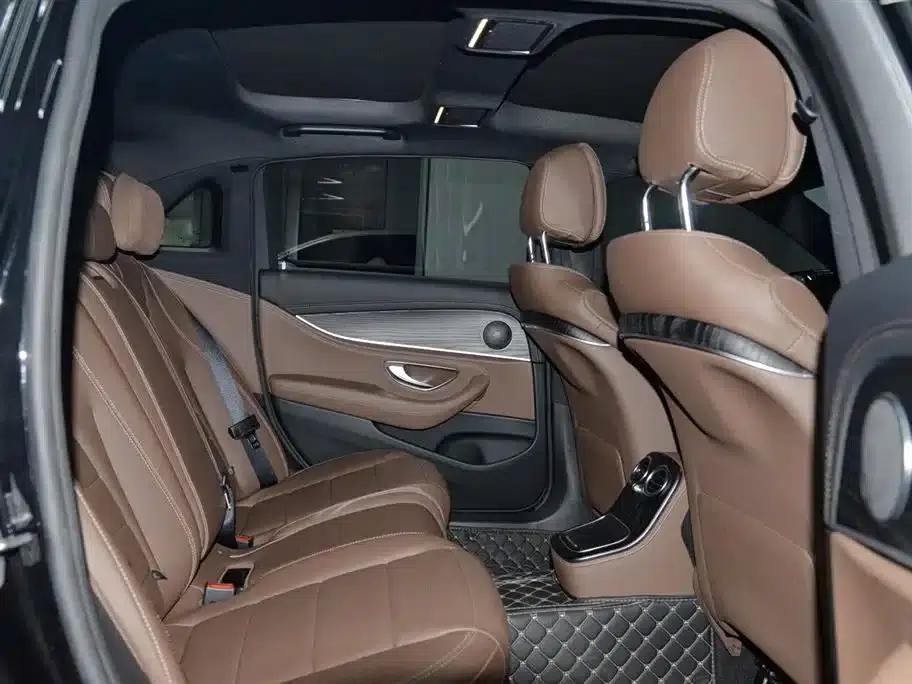 Mercedes-Benz E-Class PHEV 2023 E 350 e L Plug-in Hybrid Sports Sedan — миниатюра 16