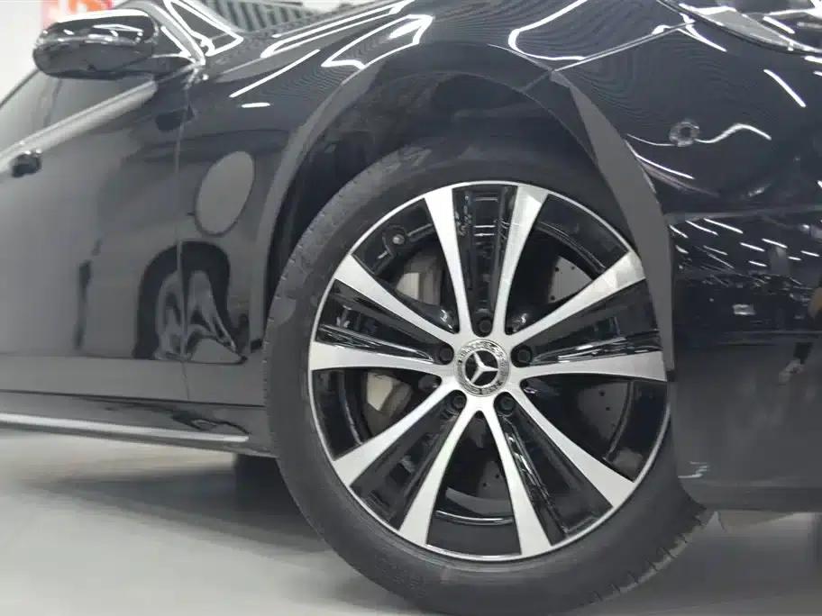 Mercedes-Benz E-Class PHEV 2023 E 350 e L Plug-in Hybrid Sports Sedan — миниатюра 25