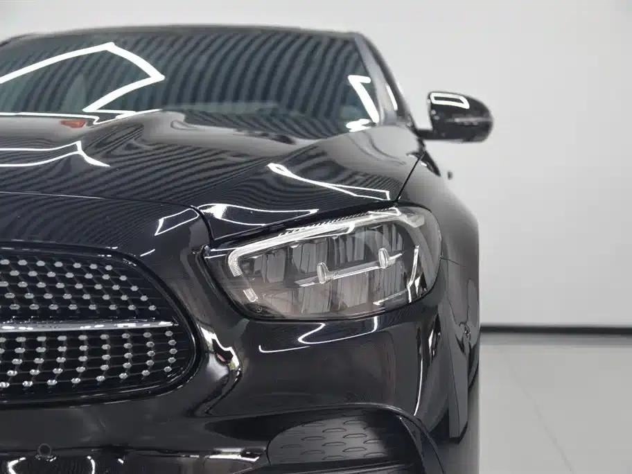 Mercedes-Benz E-Class PHEV 2023 E 350 e L Plug-in Hybrid Sports Sedan — миниатюра 4