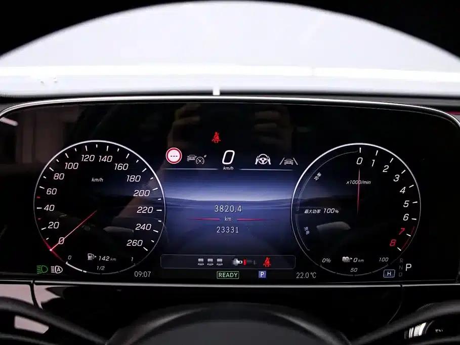 Mercedes-Benz E-Class PHEV 2024 E 350 e L Plug-in Hybrid Sedan — миниатюра 6