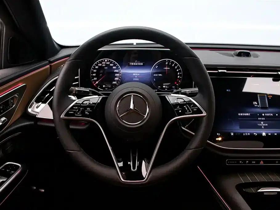 Mercedes-Benz E-Class PHEV 2024 E 350 e L Plug-in Hybrid Sedan — миниатюра 7