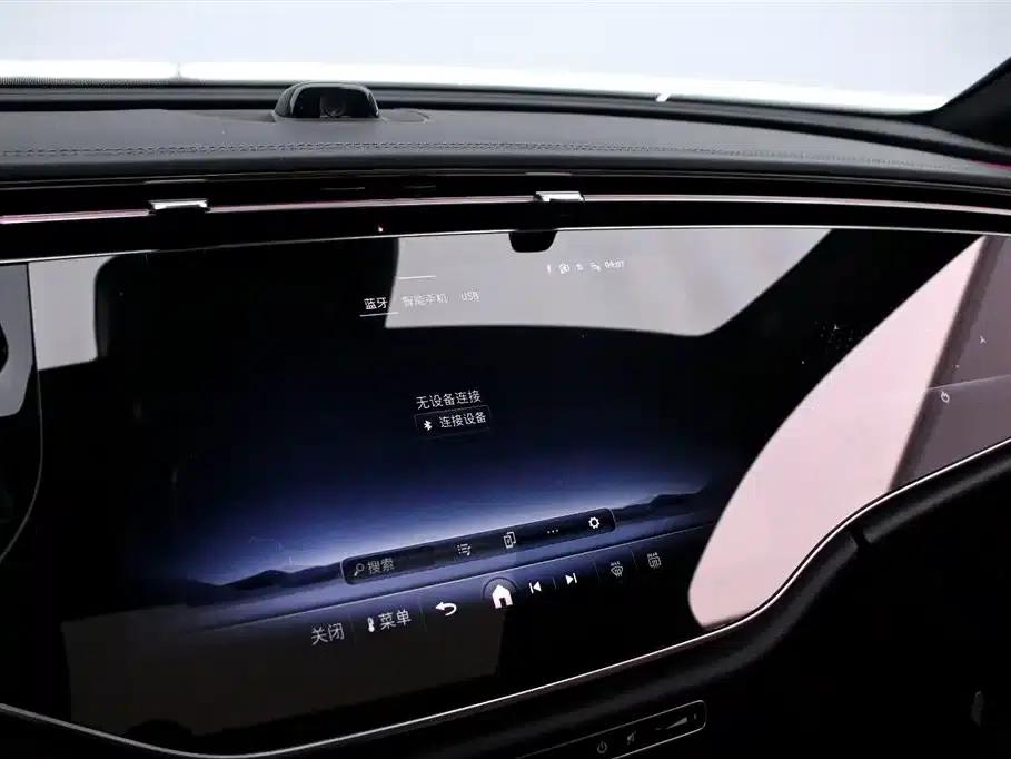 Mercedes-Benz E-Class PHEV 2024 E 350 e L Plug-in Hybrid Sedan — миниатюра 8
