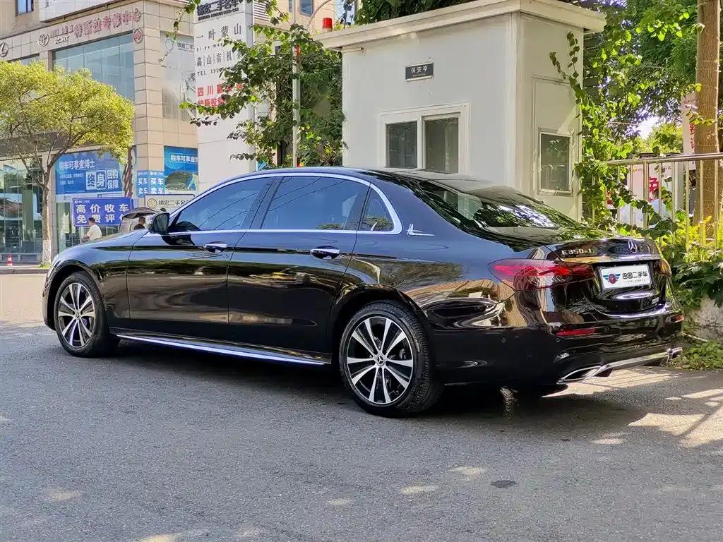 Mercedes-Benz E-Class PHEV 2022 E 350 e L Plug-in Hybrid Sports Sedan — миниатюра 4