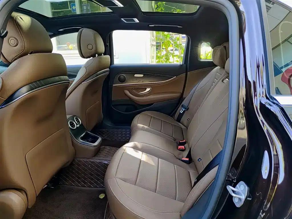 Mercedes-Benz E-Class PHEV 2022 E 350 e L Plug-in Hybrid Sports Sedan — миниатюра 8