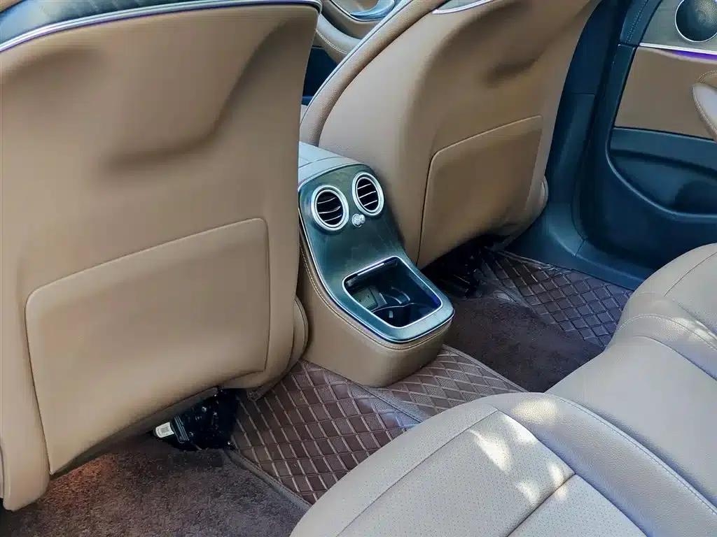 Mercedes-Benz E-Class PHEV 2022 E 350 e L Plug-in Hybrid Sports Sedan — миниатюра 9
