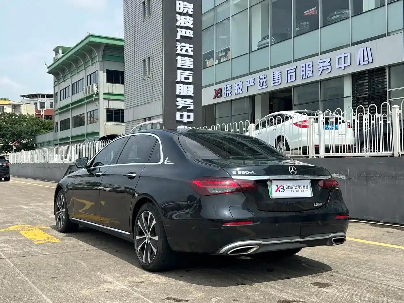 Mercedes-Benz E-Class PHEV 2022 Facelift E 350 e L Plug-in Hybrid Sedan — миниатюра 7