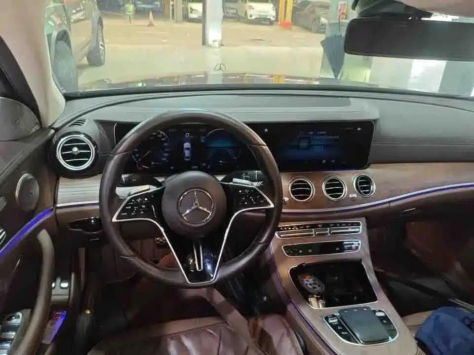 Mercedes-Benz E-Class PHEV 2023 E 350 e L Plug-in Hybrid Sports Sedan — миниатюра 6