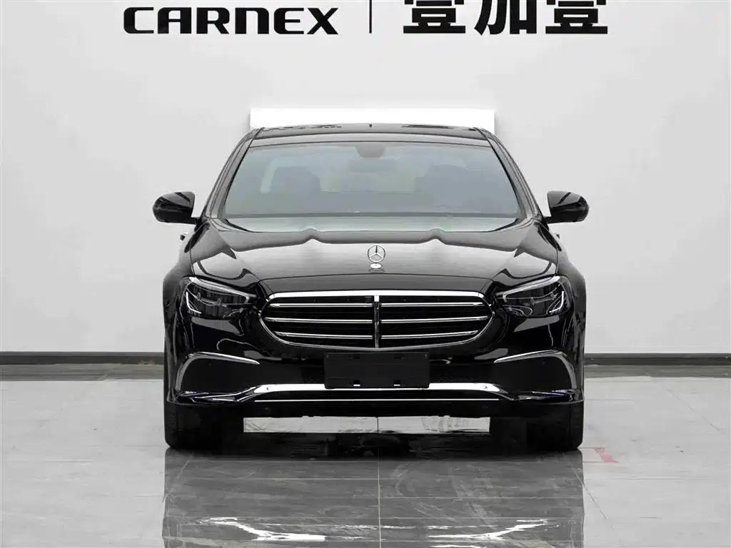 Mercedes-Benz E-Class PHEV 2022 E 350 e L Plug-in Hybrid Sedan — миниатюра 2