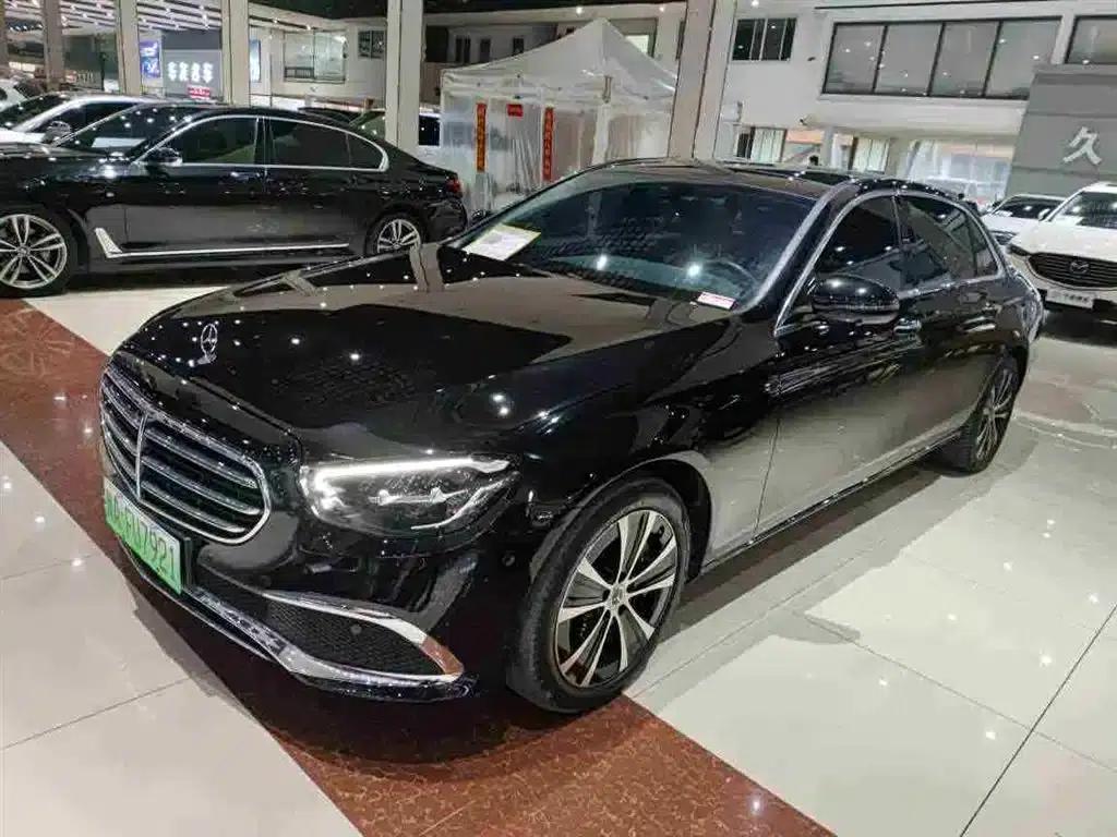 Mercedes-Benz E-Class PHEV 2022 E 350 e L Plug-in Hybrid Sedan — миниатюра 18