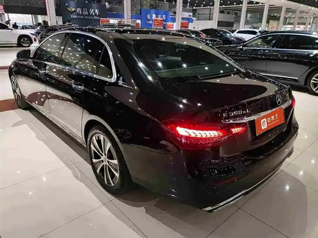 Mercedes-Benz E-Class PHEV 2022 E 350 e L Plug-in Hybrid Sedan — миниатюра 20
