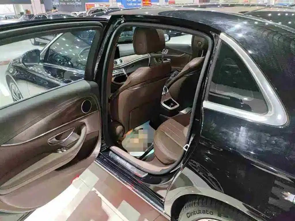 Mercedes-Benz E-Class PHEV 2022 E 350 e L Plug-in Hybrid Sedan — миниатюра 24