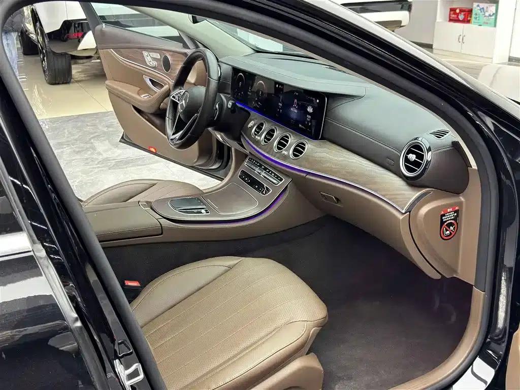 Mercedes-Benz E-Class PHEV 2022 E 350 e L Plug-in Hybrid Sedan — миниатюра 8