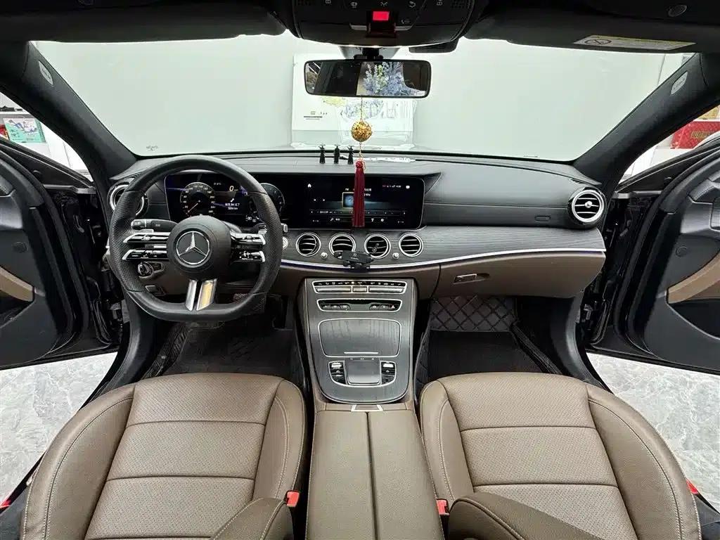 Mercedes-Benz E-Class PHEV 2022 E 350 e L Plug-in Hybrid Sports Sedan — миниатюра 9