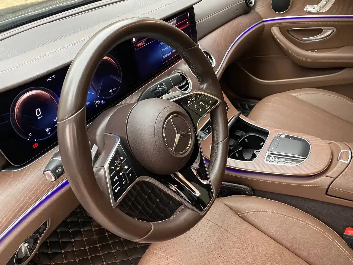 Mercedes-Benz E-Class PHEV 2022 Facelift E 350 e L Plug-in Hybrid Sedan — миниатюра 10