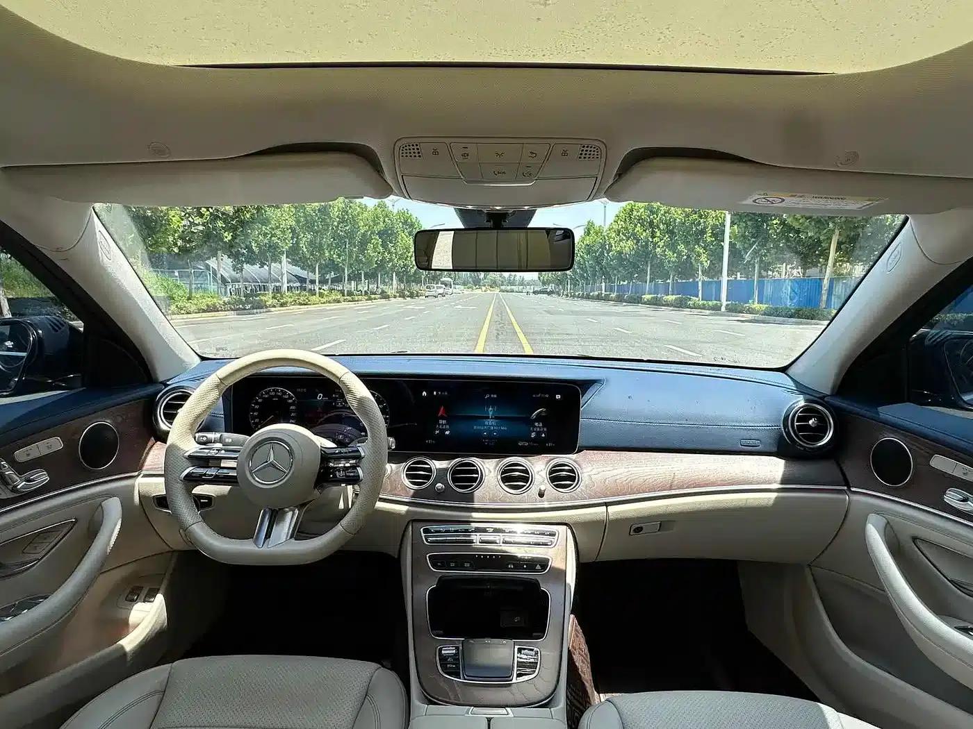 Mercedes-Benz E-Class PHEV 2023 E 350 e L Plug-in Hybrid Sports Sedan — миниатюра 6