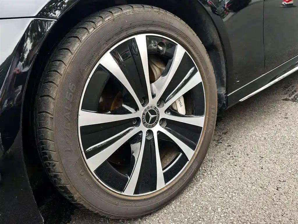 Mercedes-Benz E-Class PHEV 2023 E 350 e L Plug-in Hybrid Sports Sedan — миниатюра 4