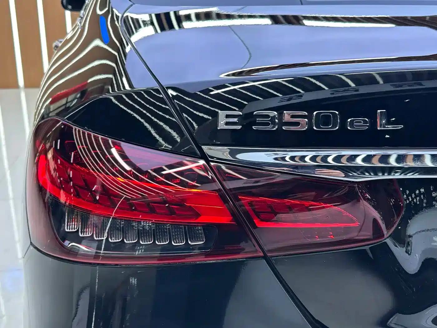 Mercedes-Benz E-Class PHEV 2022 Facelift E 350 e L Plug-in Hybrid Sports Sedan — миниатюра 21