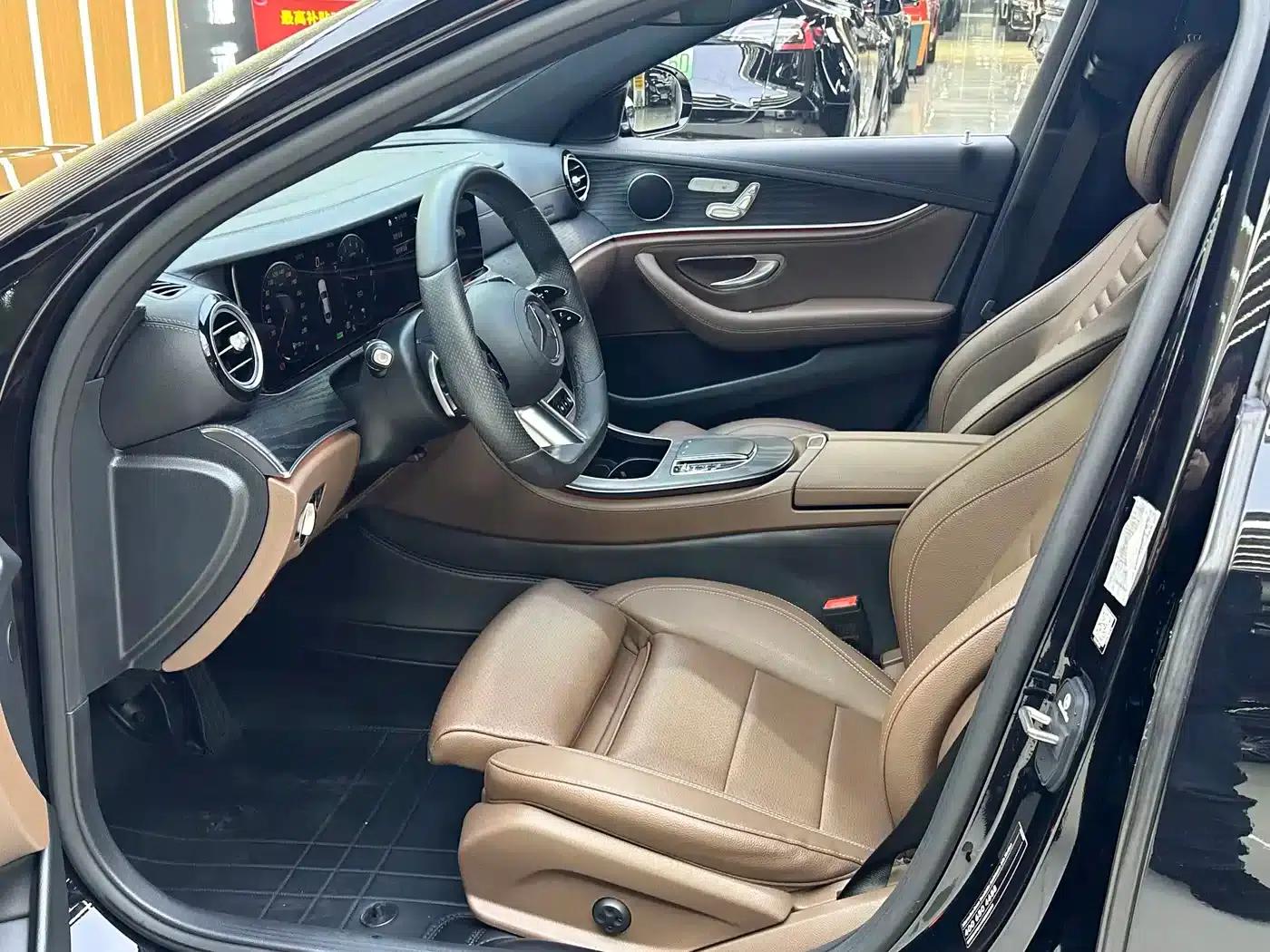 Mercedes-Benz E-Class PHEV 2022 Facelift E 350 e L Plug-in Hybrid Sports Sedan — миниатюра 7
