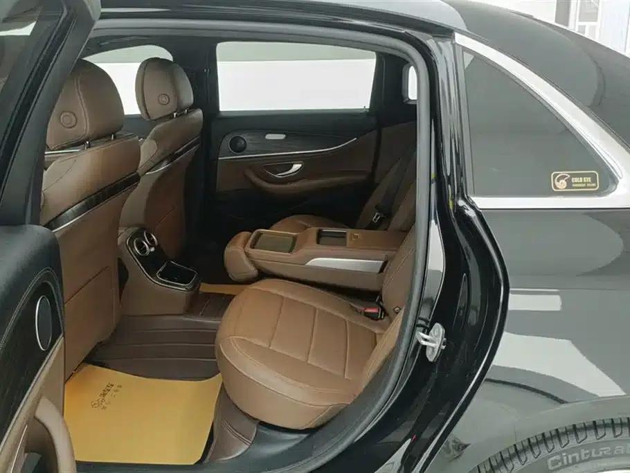 Mercedes-Benz E-Class PHEV 2022 Facelift E 350 e L Plug-in Hybrid Sports Sedan — миниатюра 11