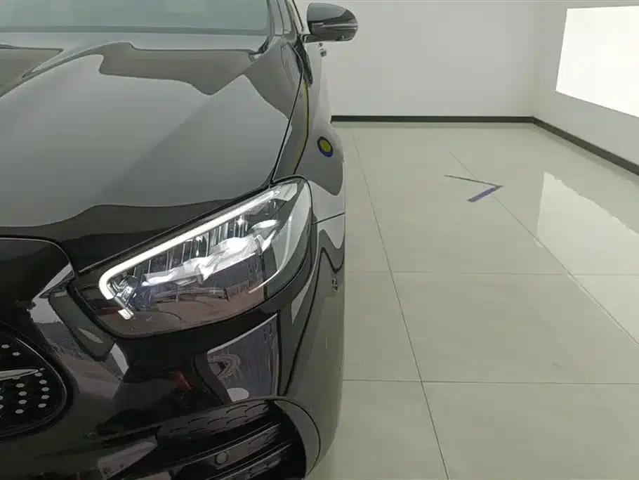 Mercedes-Benz E-Class PHEV 2022 Facelift E 350 e L Plug-in Hybrid Sports Sedan — миниатюра 5