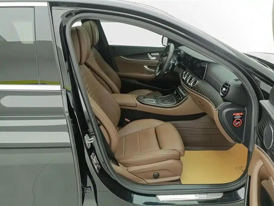 Mercedes-Benz E-Class PHEV 2022 Facelift E 350 e L Plug-in Hybrid Sports Sedan — миниатюра 8