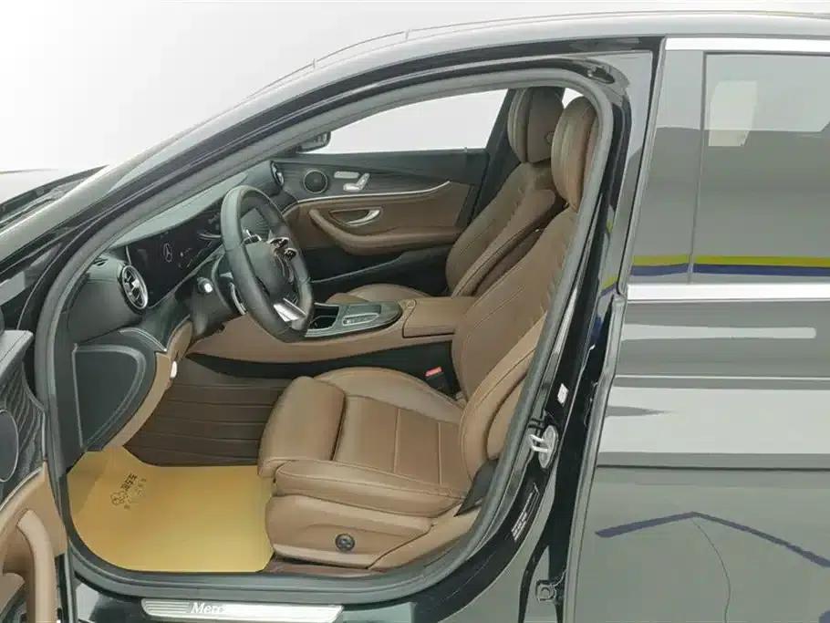 Mercedes-Benz E-Class PHEV 2022 Facelift E 350 e L Plug-in Hybrid Sports Sedan — миниатюра 9