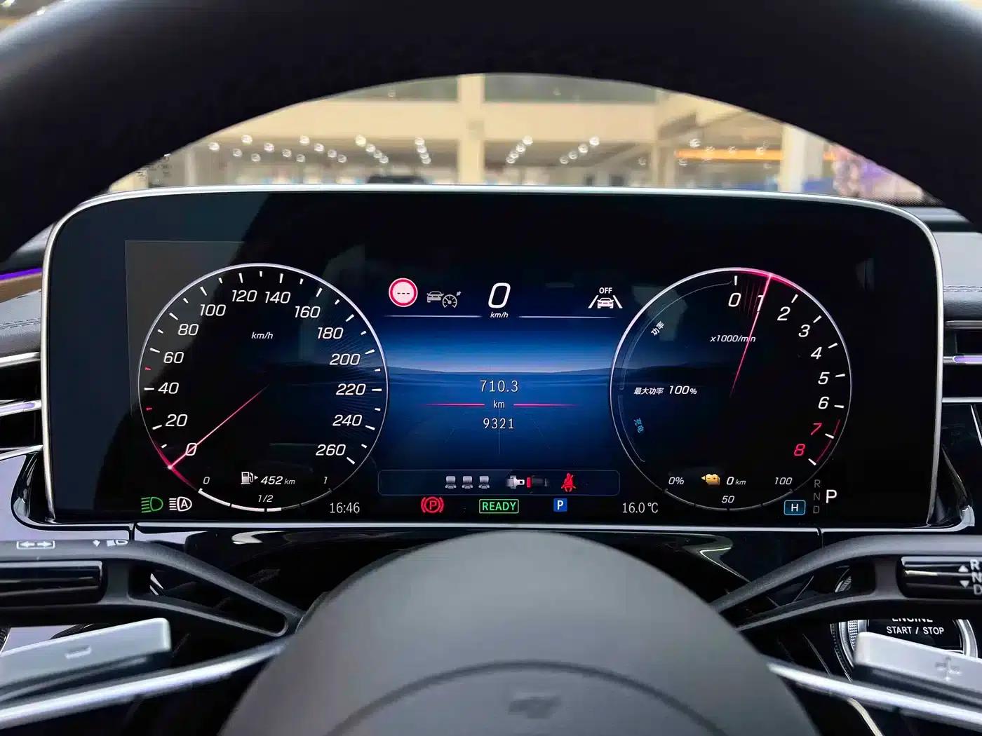 Mercedes-Benz E-Class PHEV 2024 E 350 e L Plug-in Hybrid Sedan — миниатюра 17