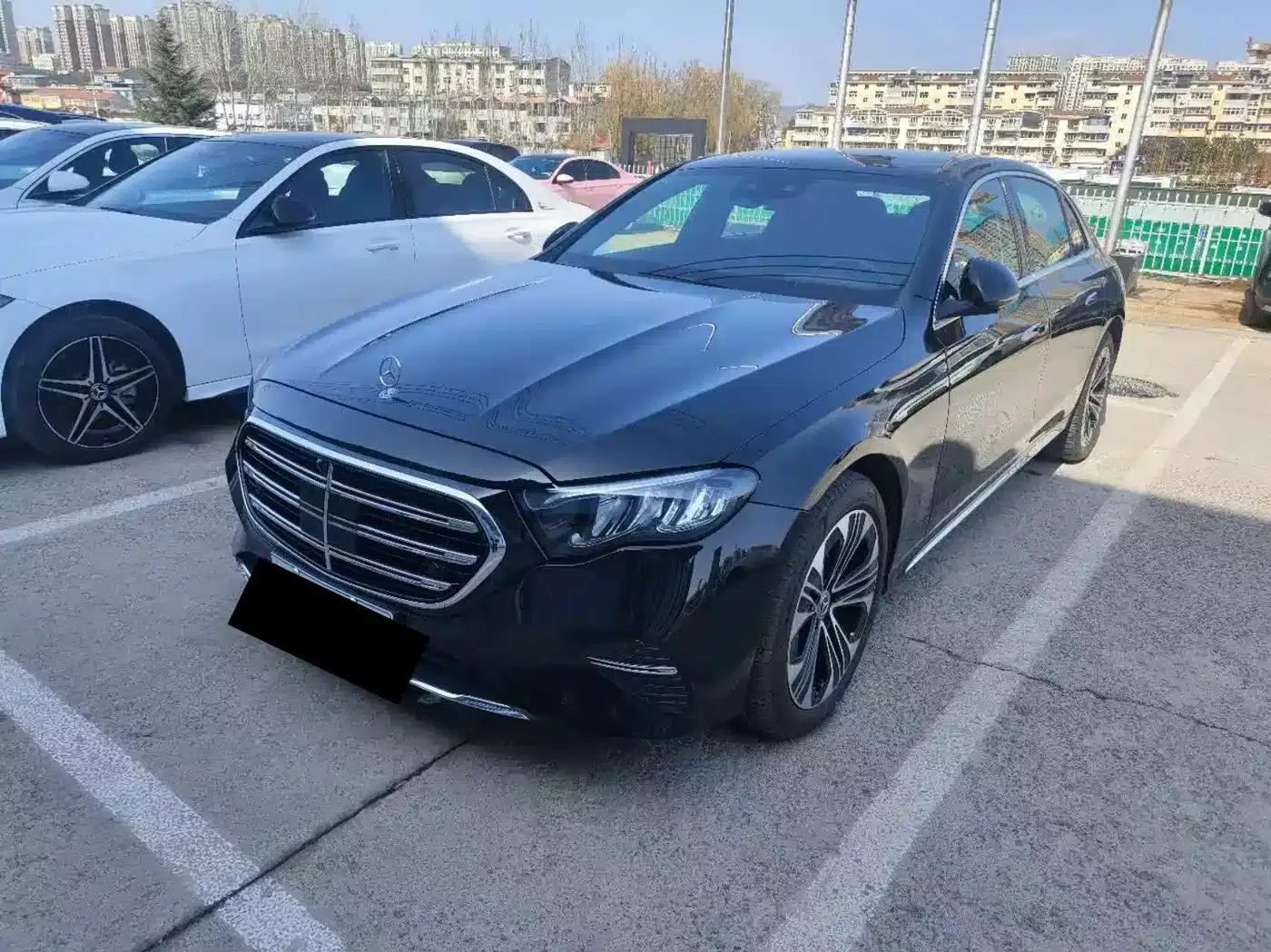Mercedes-Benz E-Class PHEV 2024 E 350 e L Plug-in Hybrid Sedan — миниатюра 5