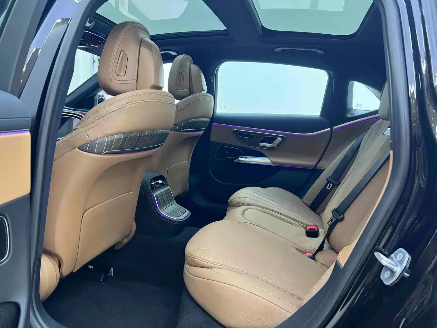 Mercedes-Benz E-Class PHEV 2024 E 350 e L Plug-in Hybrid Sedan — миниатюра 9