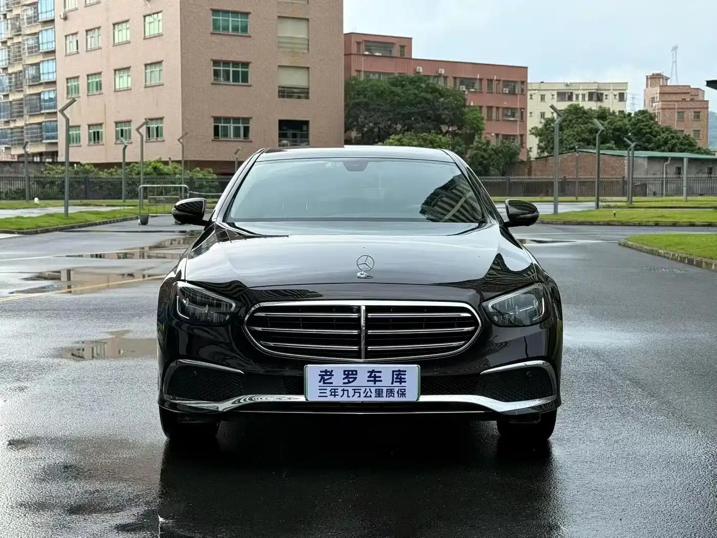 Mercedes-Benz E-Class PHEV 2023 E 350 e L Plug-in Hybrid Sports Sedan — миниатюра 2