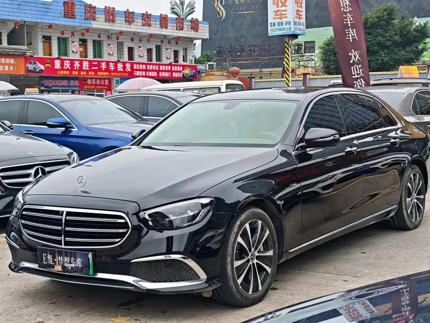 Mercedes-Benz E-Class PHEV 2021 E 350 e L Plug-in Hybrid Sedan — миниатюра 2