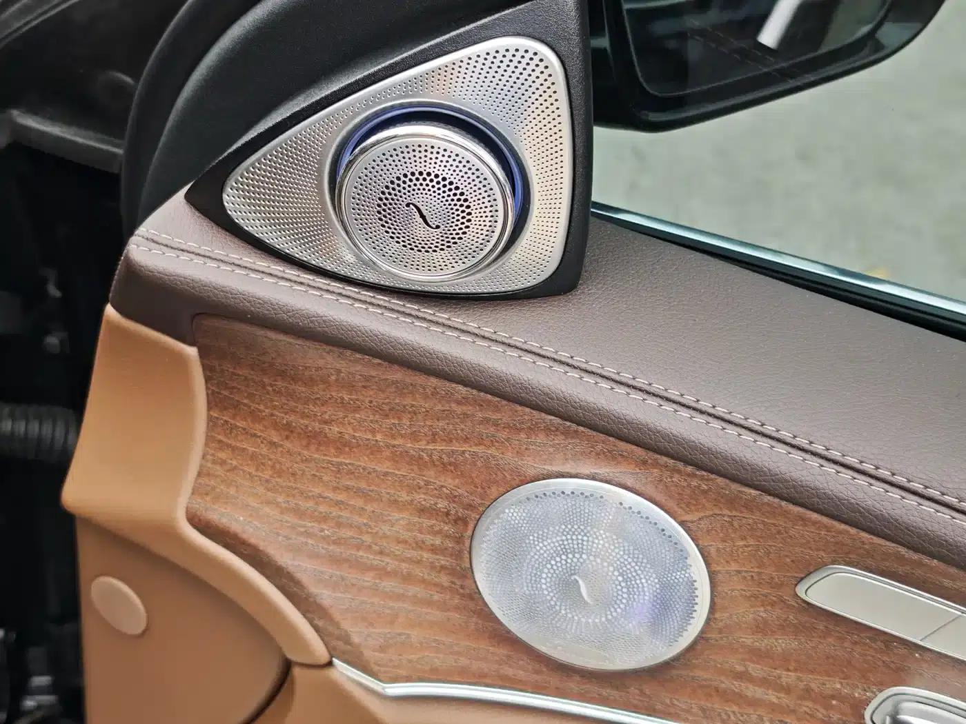 Mercedes-Benz E-Class PHEV 2021 E 350 e L Plug-in Hybrid Sedan — миниатюра 15