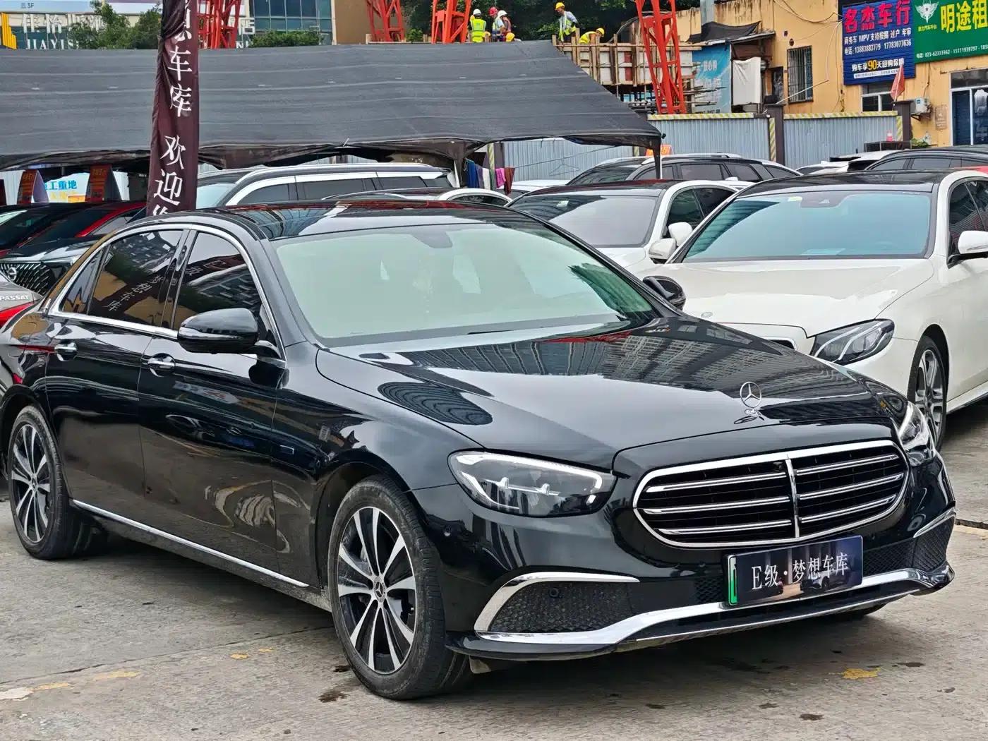 Mercedes-Benz E-Class PHEV 2021 E 350 e L Plug-in Hybrid Sedan — миниатюра 3