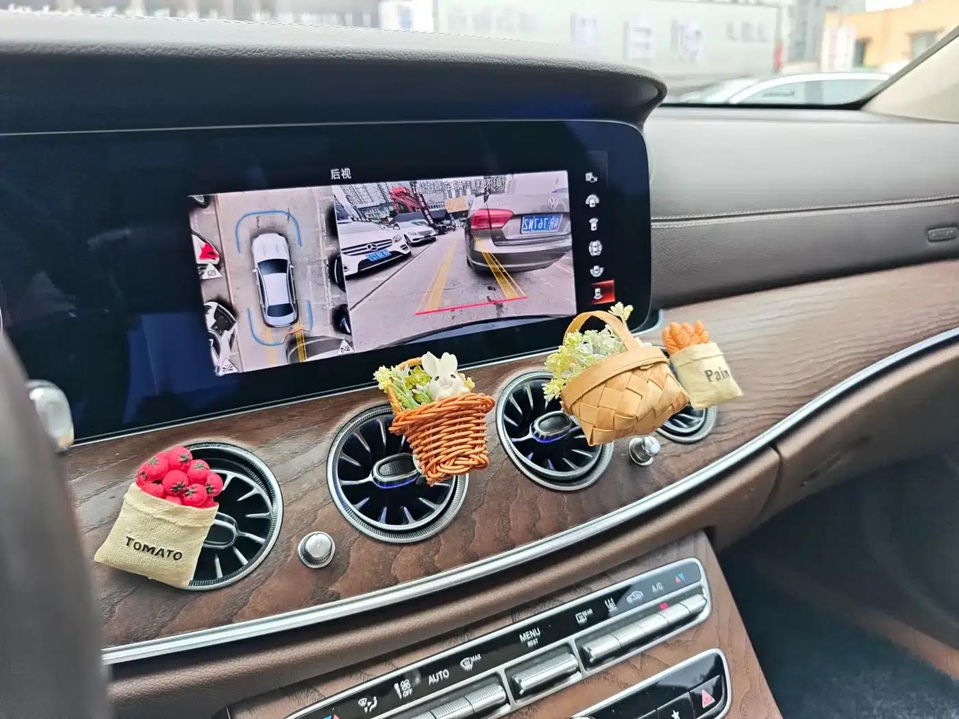 Mercedes-Benz E-Class PHEV 2021 E 350 e L Plug-in Hybrid Sedan — миниатюра 5