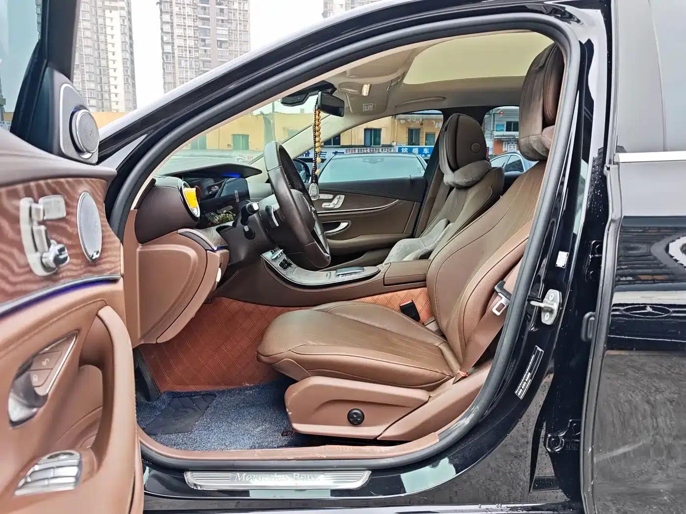 Mercedes-Benz E-Class PHEV 2021 E 350 e L Plug-in Hybrid Sedan — миниатюра 7