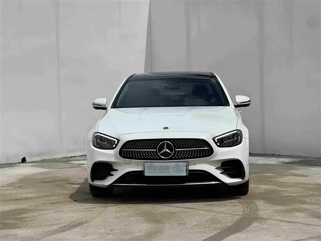 Mercedes-Benz E-Class PHEV 2022 E 350 e L Plug-in Hybrid Sedan — миниатюра 2