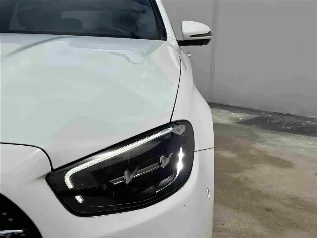 Mercedes-Benz E-Class PHEV 2022 E 350 e L Plug-in Hybrid Sedan — миниатюра 15