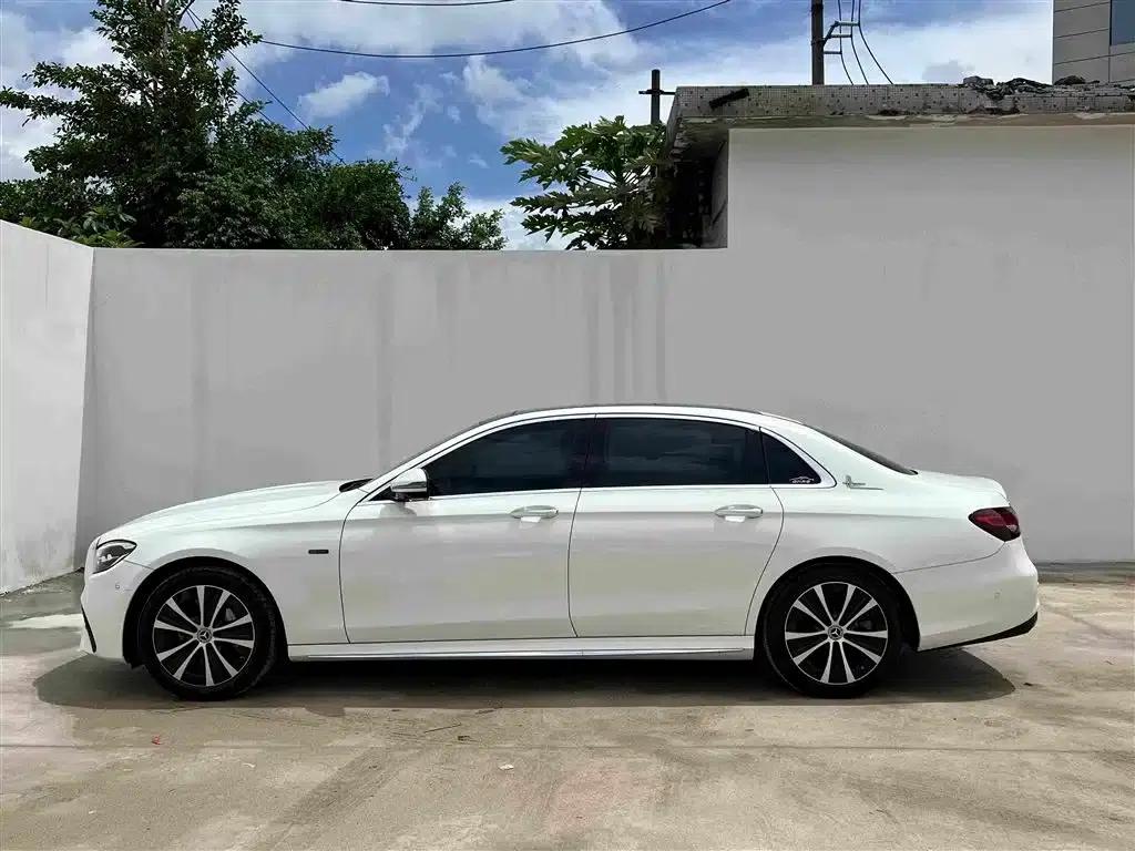 Mercedes-Benz E-Class PHEV 2022 E 350 e L Plug-in Hybrid Sedan — миниатюра 5