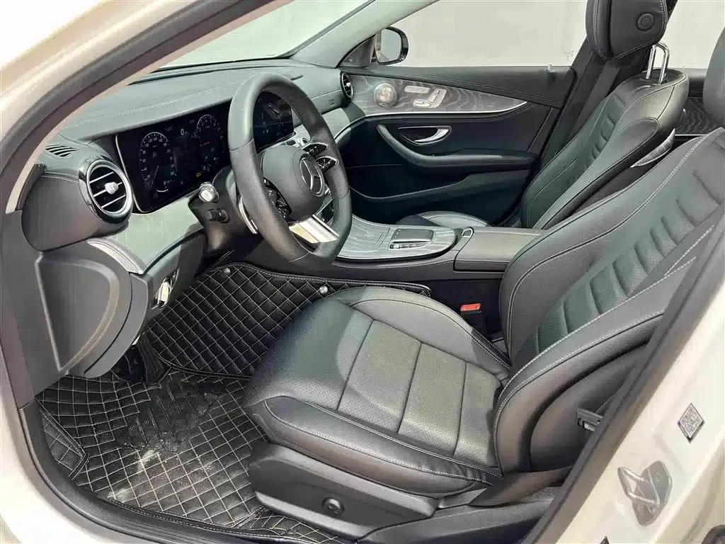 Mercedes-Benz E-Class PHEV 2022 E 350 e L Plug-in Hybrid Sedan — миниатюра 6